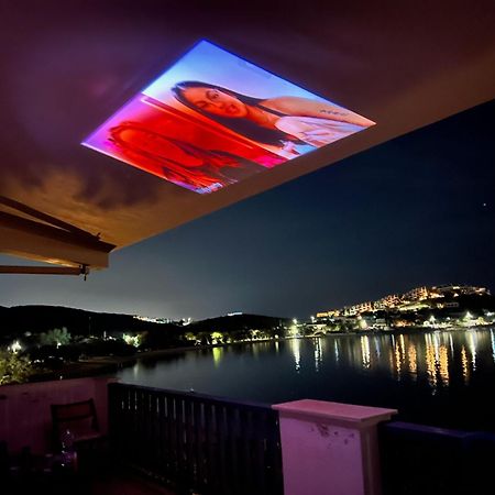 Pounta Beach House 수니언 외부 사진