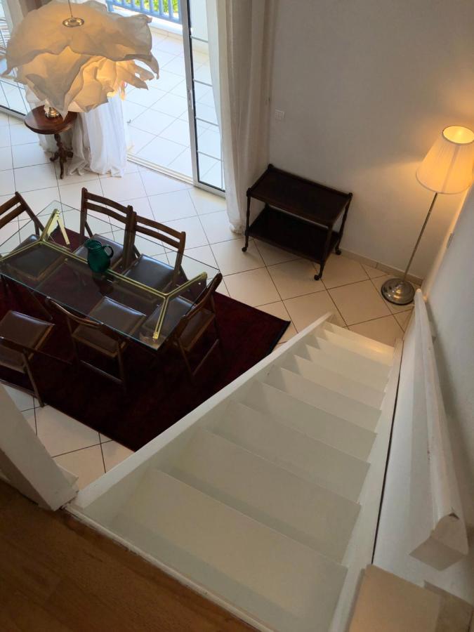 Pounta Beach House 수니언 외부 사진