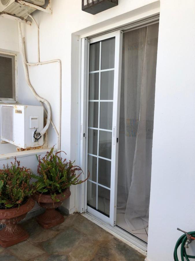 Pounta Beach House 수니언 외부 사진