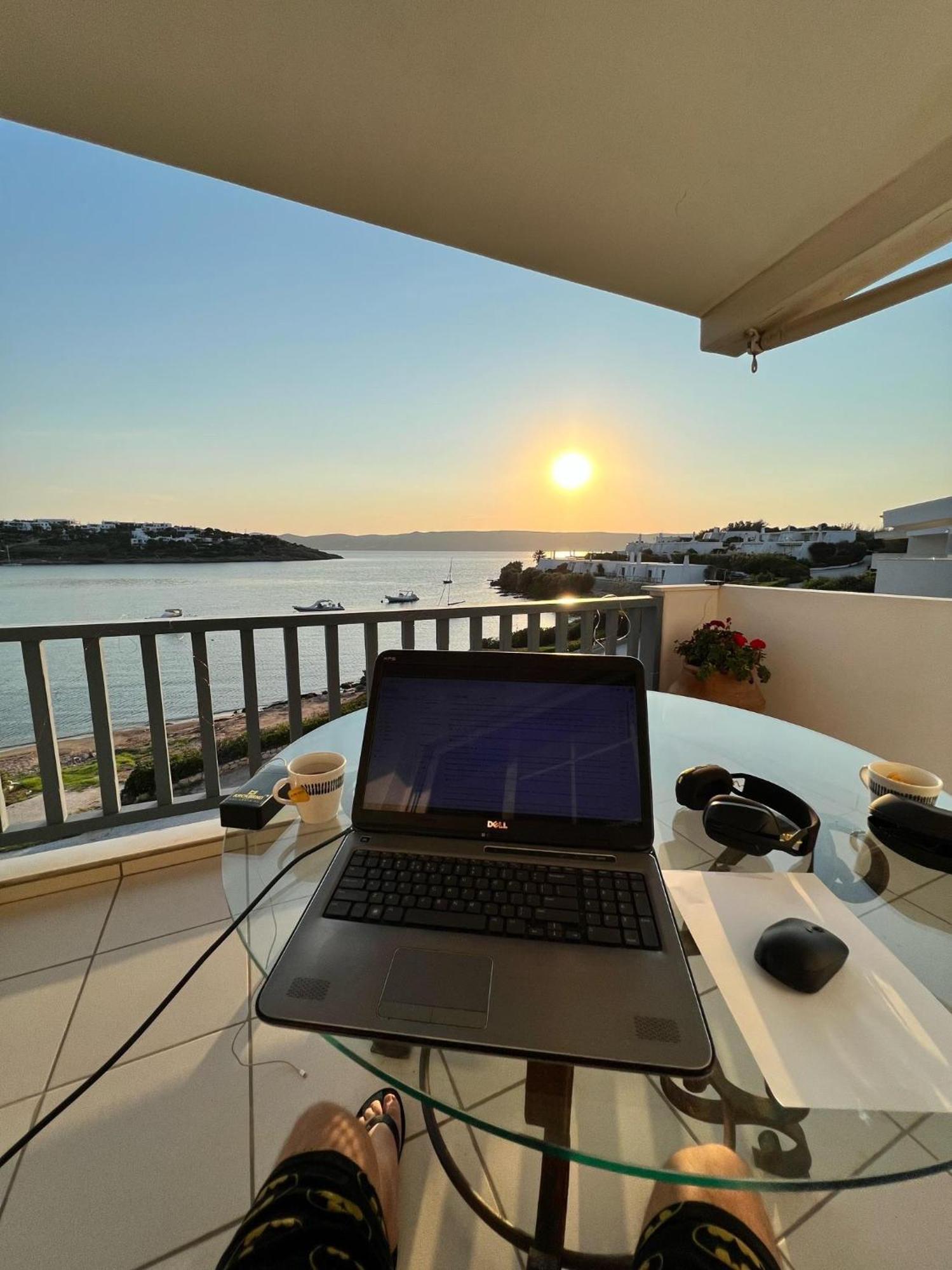 Pounta Beach House 수니언 외부 사진